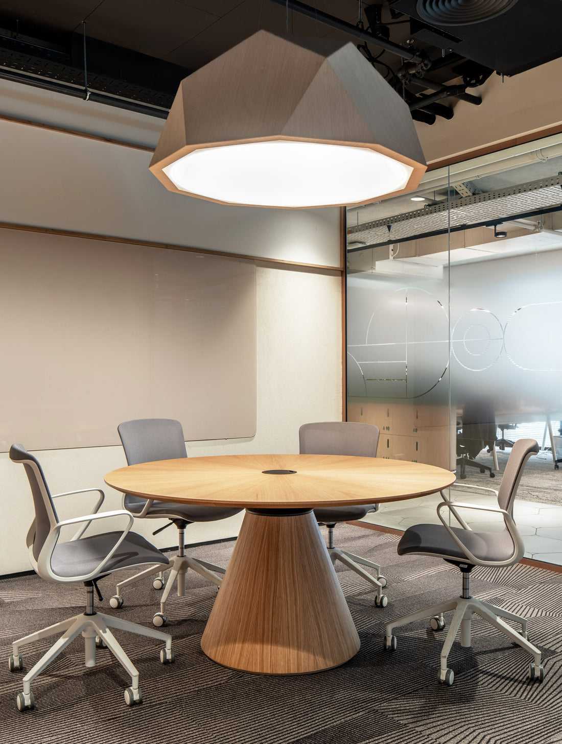 Conference Room Rack Rear Encounter – Rack and Tack